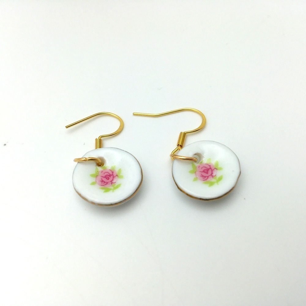 Bridgerton Tea Saucer Earrings White Pink Gold